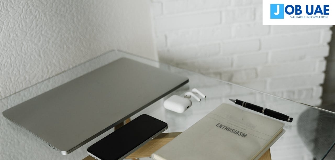 Job and freelance work: فرق بين العمل الحر و وظيفة