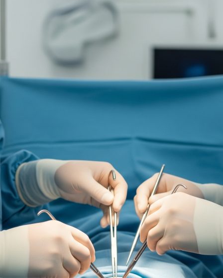 Orthopedic Surgeon المغرب: اهم المعلومات والتحديات طبيب جراحة العظام